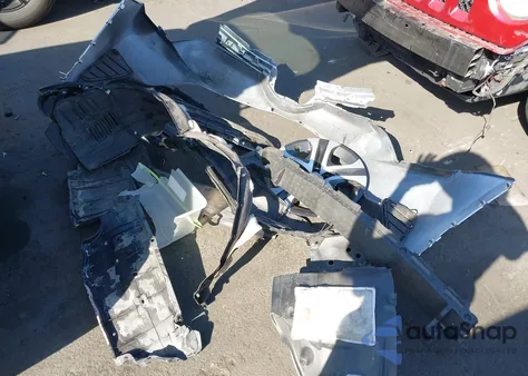 2017 Toyota Rav4 Le из США, поврежденный, VIN JTMZFREV6HJ703560